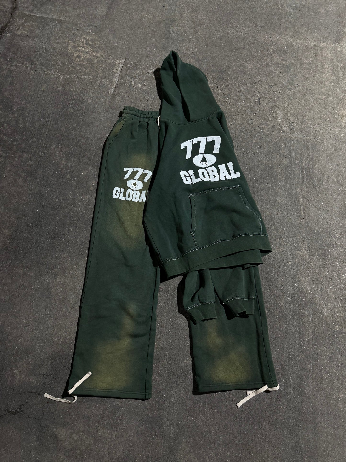 777 Global sweatpants (green)